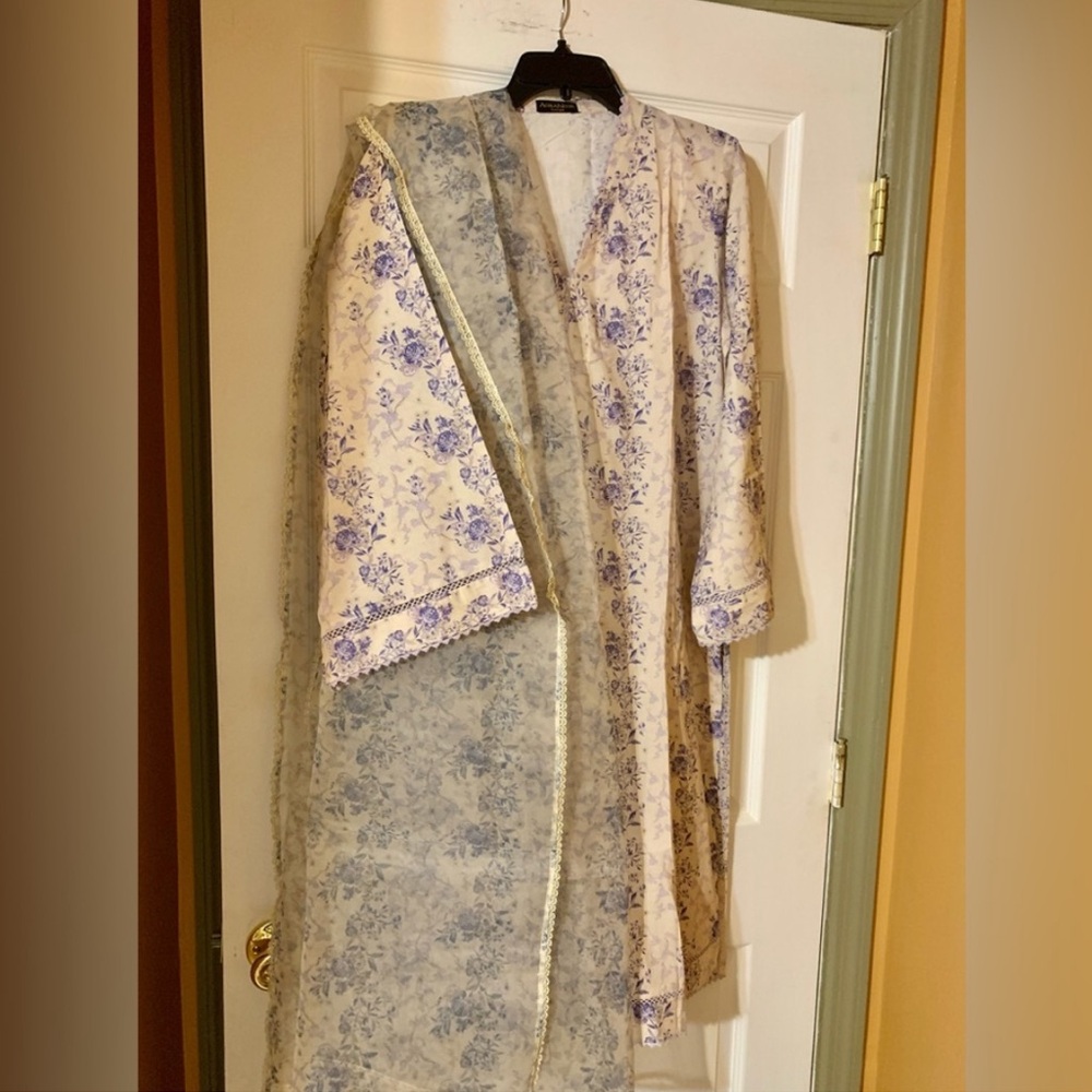 AGHA NOOR Floral Patterned Dress with Blue Accents - Picture 3 of 10